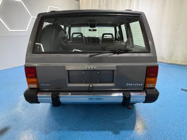 1990 Jeep XJ Cherokee - Image 5 of 31