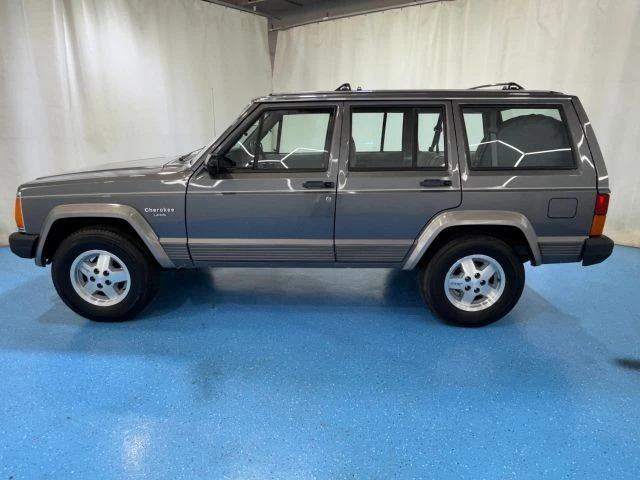 1990 Jeep XJ Cherokee - Image 2 of 31
