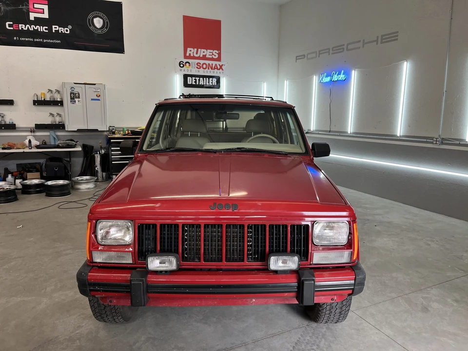 1990 Jeep XJ Cherokee - Image 29 of 31