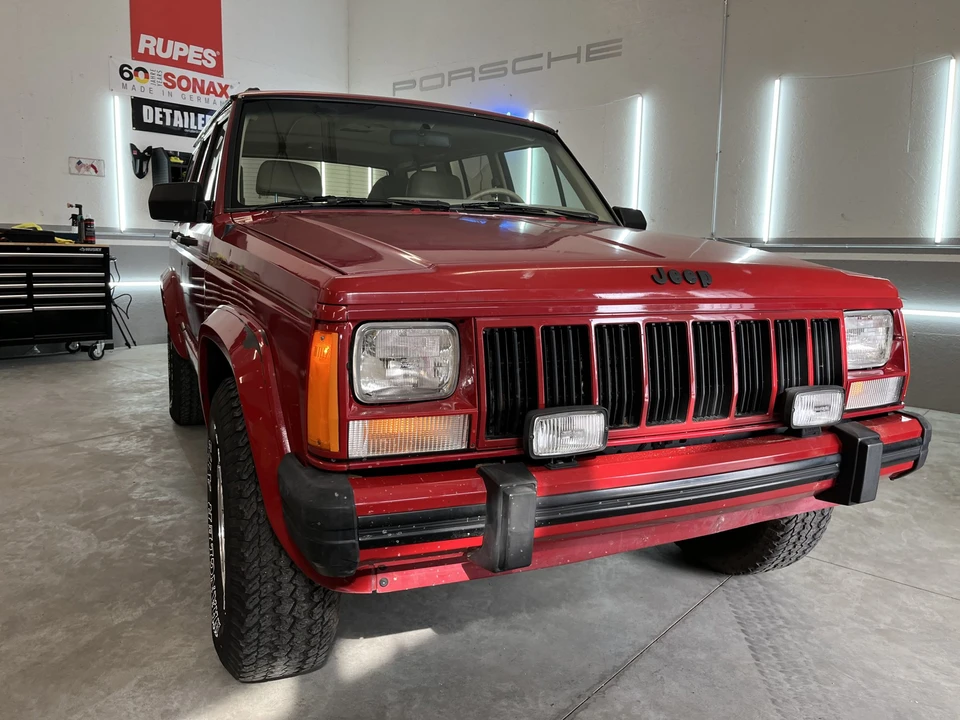 1990 Jeep XJ Cherokee - Image 23 of 31