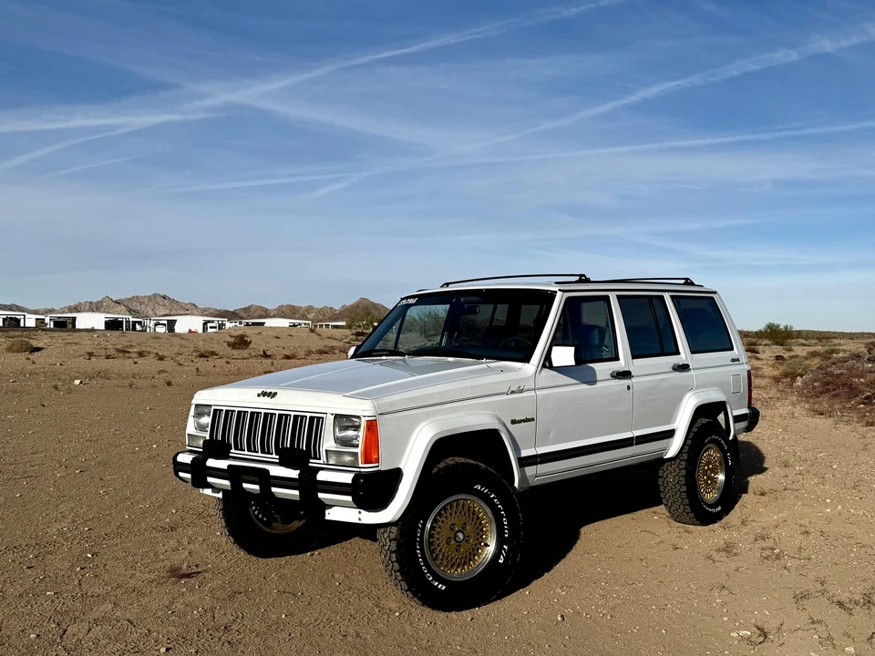 1990 Jeep XJ Cherokee - Image 15 of 31