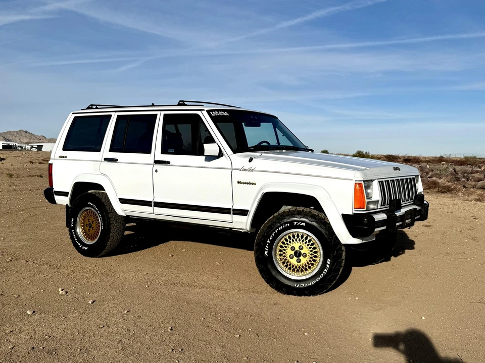 1990 Jeep XJ Cherokee - Image 17 of 31