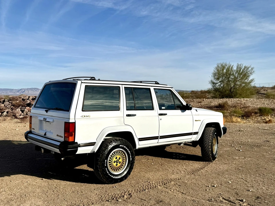 1990 Jeep XJ Cherokee - Image 21 of 31