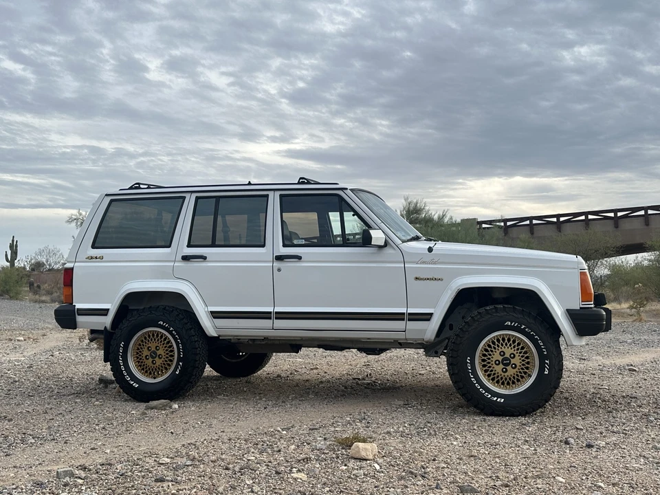 1990 Jeep XJ Cherokee - Image 8 of 31