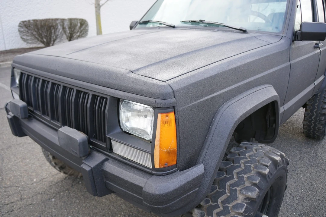 1990 Jeep XJ Cherokee - Image 12 of 31
