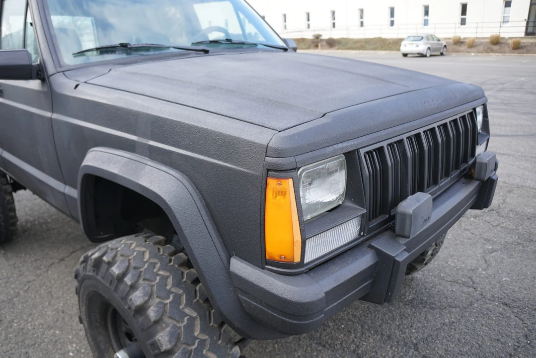 1990 Jeep XJ Cherokee - Image 10 of 31