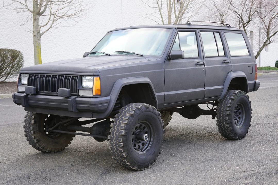 1990 Jeep XJ Cherokee - Image 2 of 31