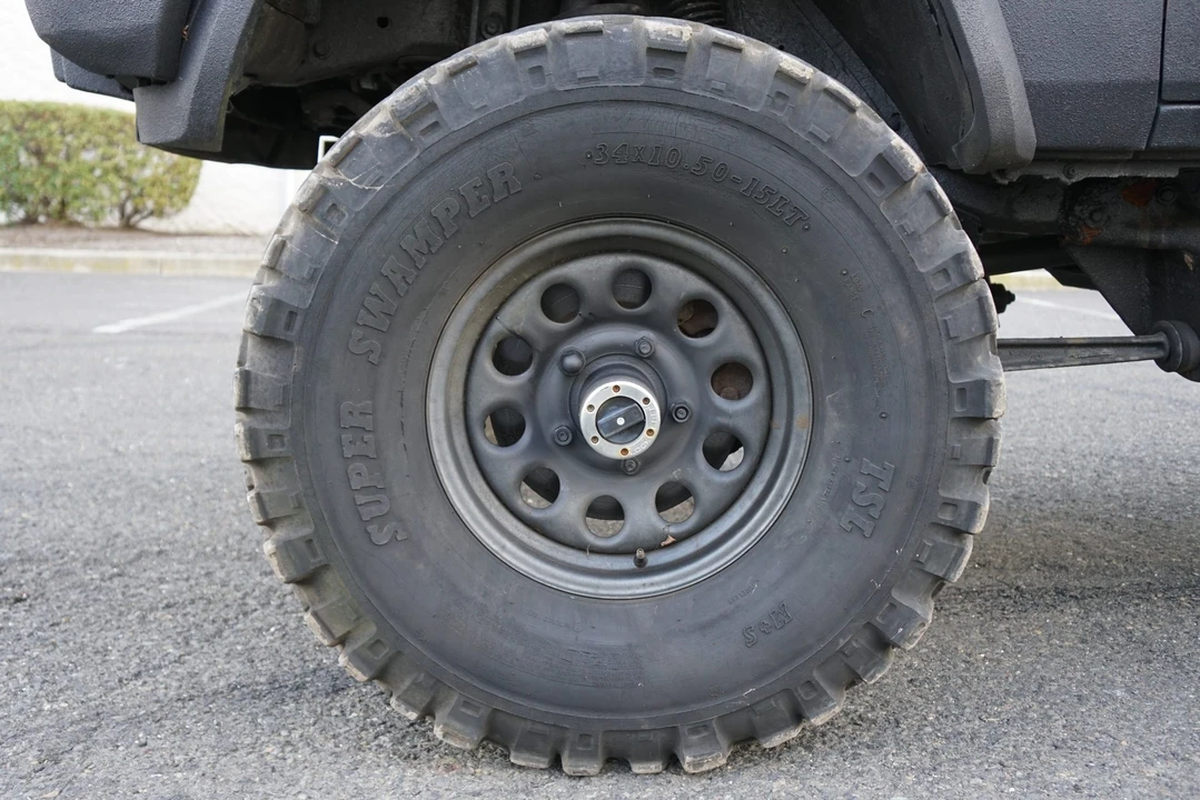 1990 Jeep XJ Cherokee - Image 25 of 31