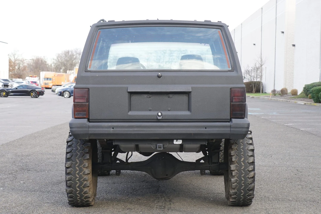 1990 Jeep XJ Cherokee - Image 5 of 31