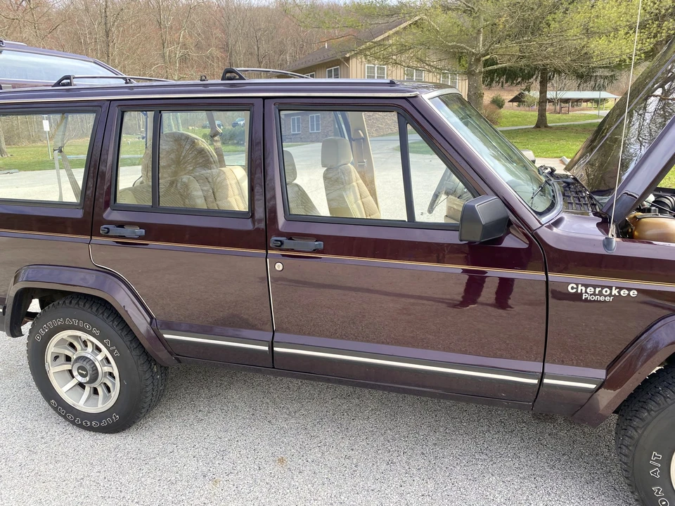 1990 Jeep XJ Cherokee - Image 31 of 31
