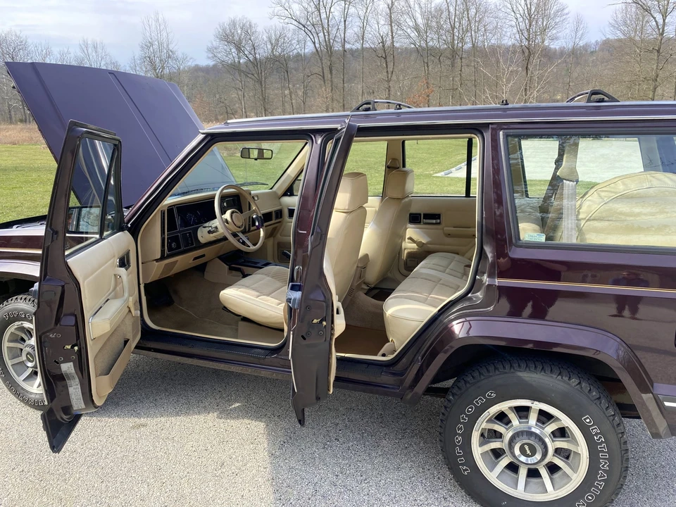 1990 Jeep XJ Cherokee - Image 21 of 31