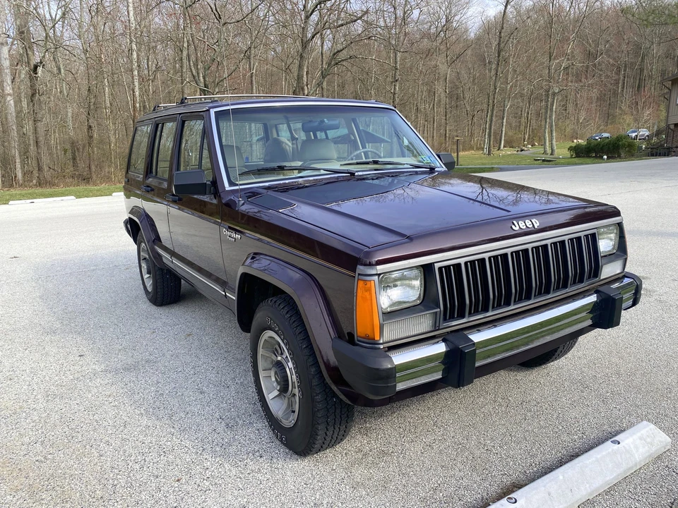 1990 Jeep XJ Cherokee - Image 5 of 31