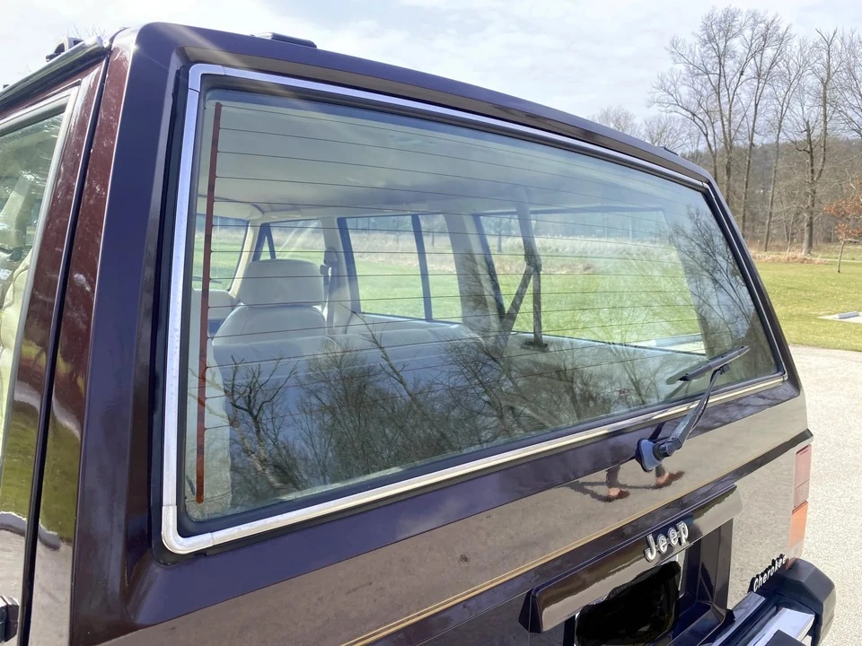 1990 Jeep XJ Cherokee - Image 20 of 31