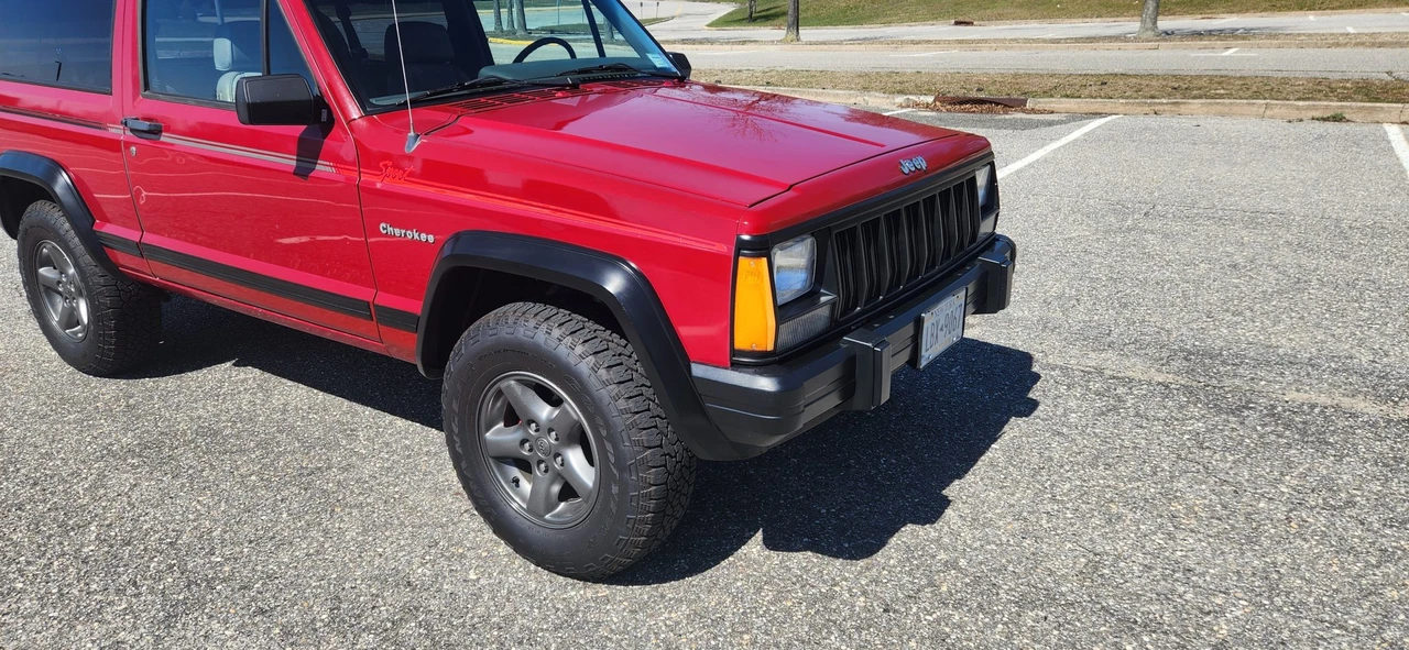 1990 Jeep XJ Cherokee - Image 21 of 31