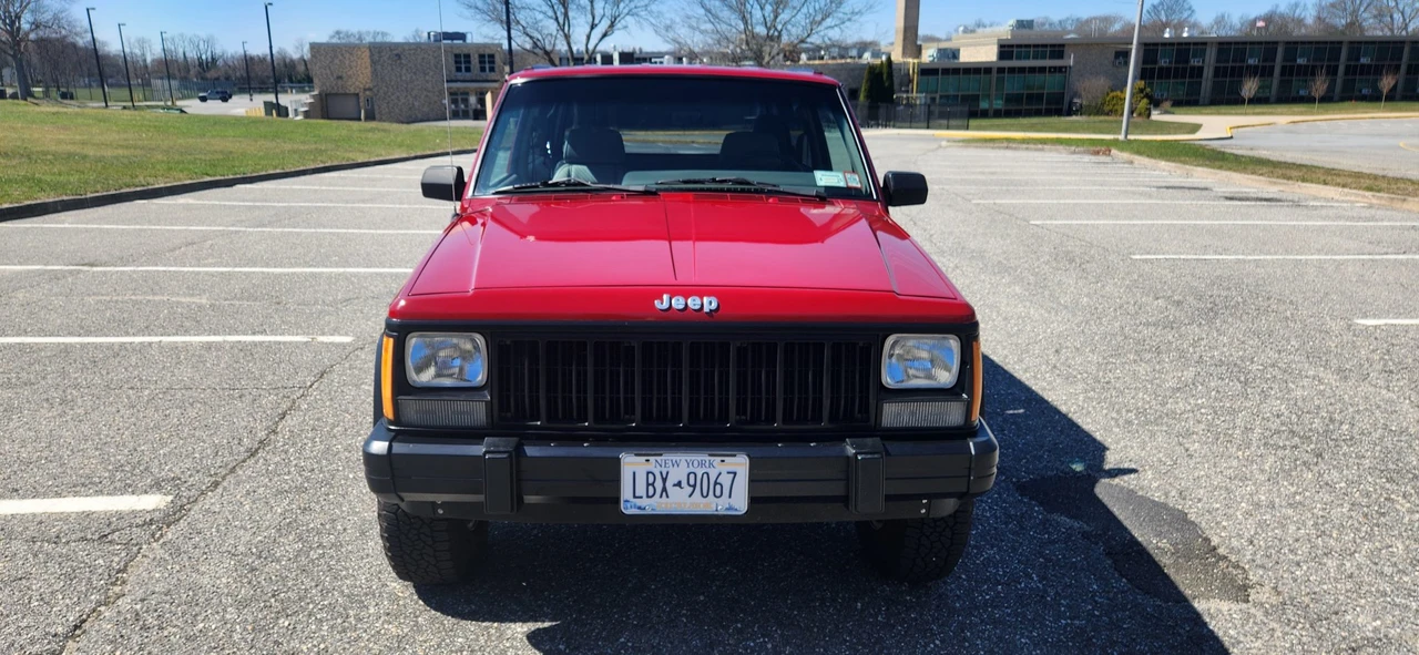 1990 Jeep XJ Cherokee - Image 11 of 31