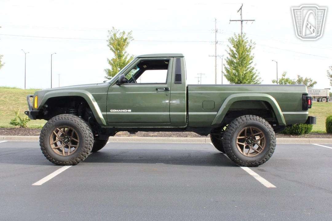 1990 Jeep Comanche - Image 19 of 21