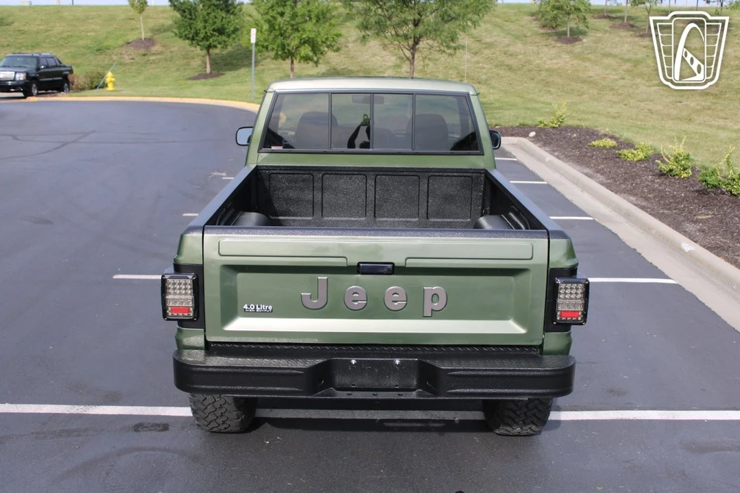 1990 Jeep Comanche - Image 13 of 21