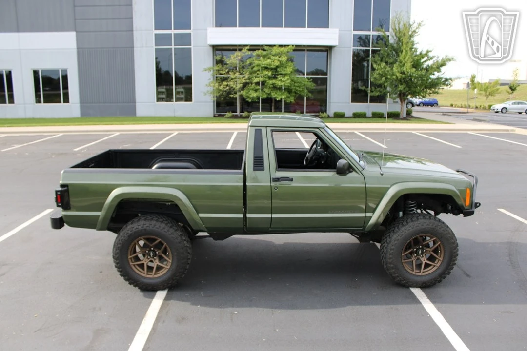 1990 Jeep Comanche - Image 15 of 21