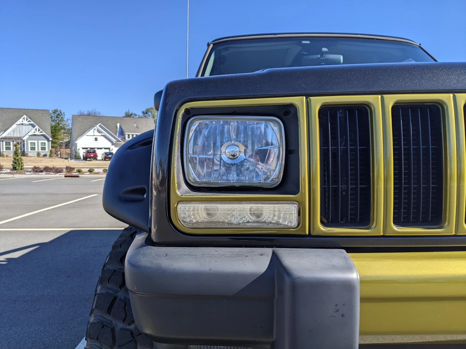 1990 Jeep Comanche - Image 28 of 31