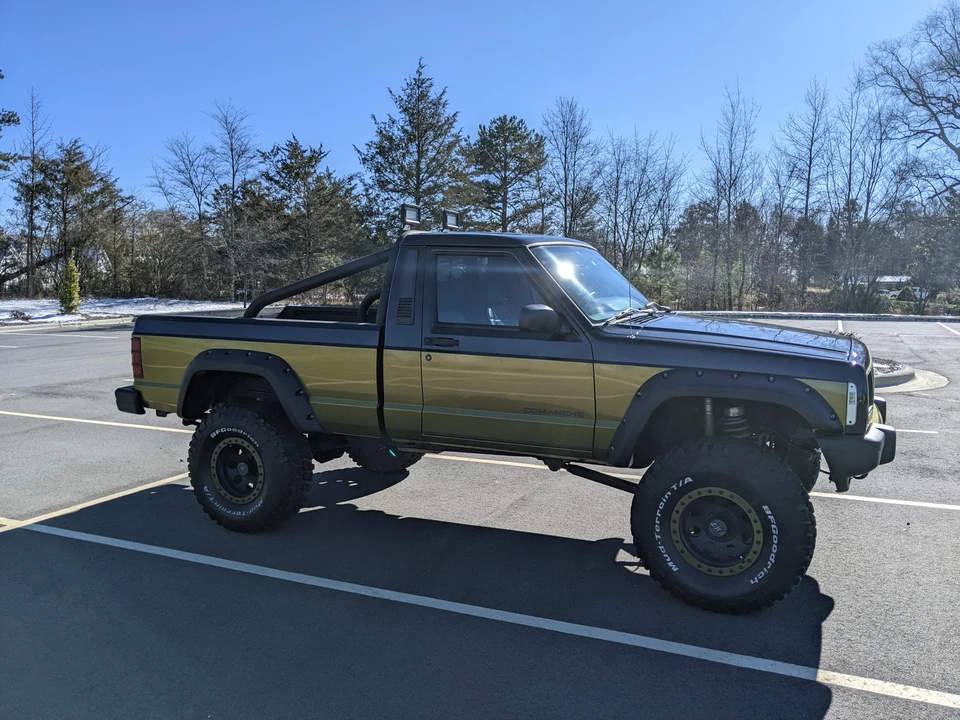 1990 Jeep Comanche - Image 22 of 31