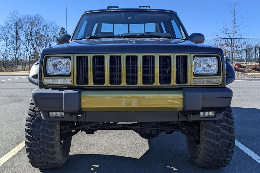 1990 Jeep Comanche - Image 2 of 31