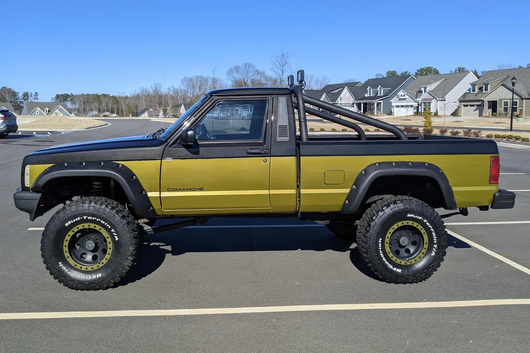 1990 Jeep Comanche - Image 3 of 31