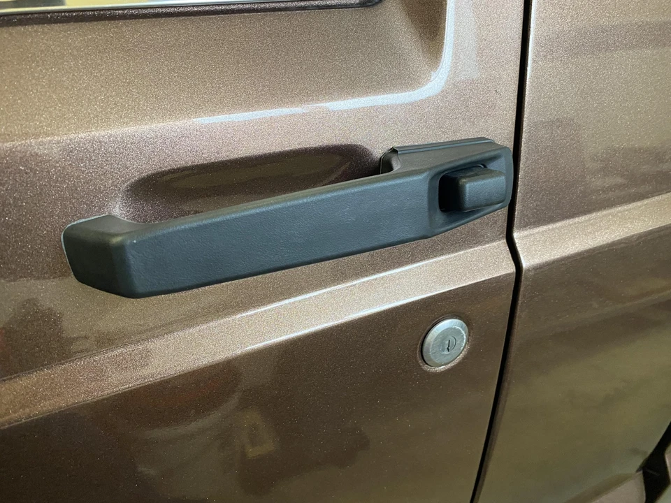 1990 Jeep Comanche - Image 17 of 31