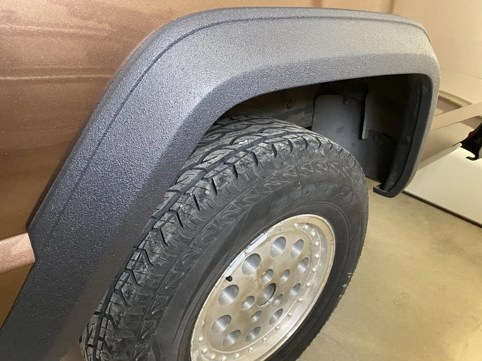 1990 Jeep Comanche - Image 18 of 31