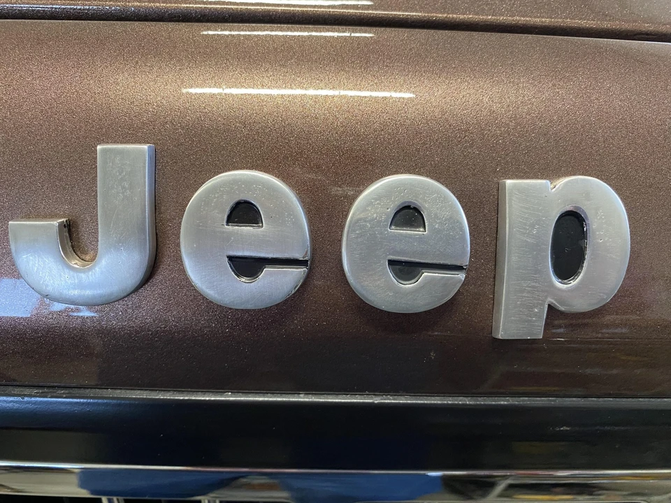 1990 Jeep Comanche - Image 11 of 31