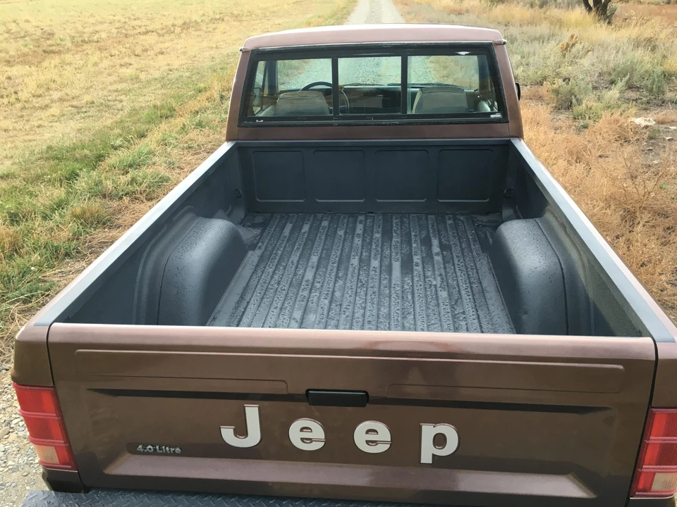 1990 Jeep Comanche - Image 20 of 31