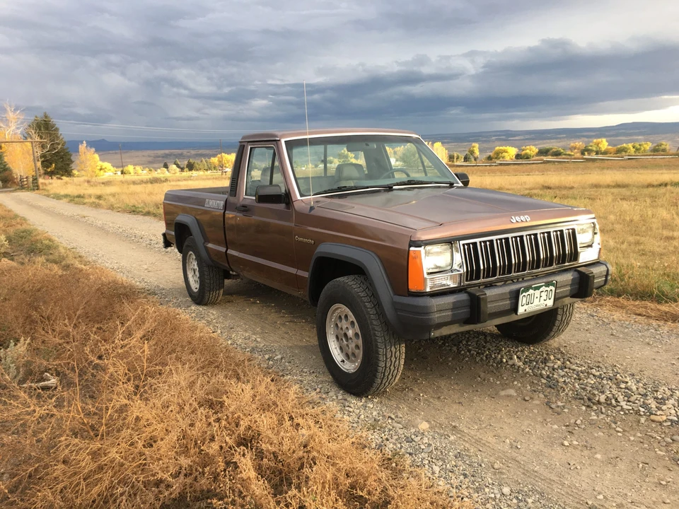 1990 Jeep Comanche - Image 8 of 31