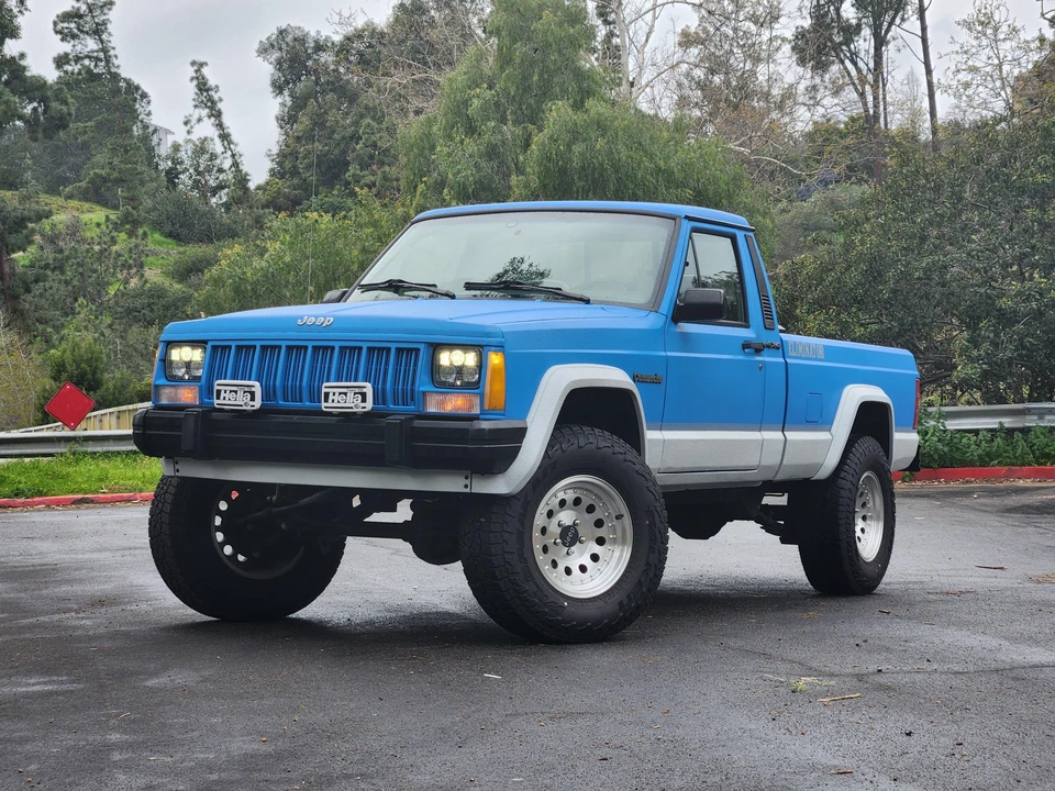 1990 Jeep Comanche - Image 8 of 31