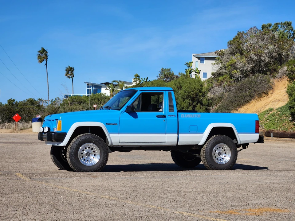 1990 Jeep Comanche - Image 18 of 31
