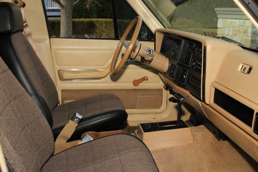 1990 Jeep Comanche - Image 5 of 12