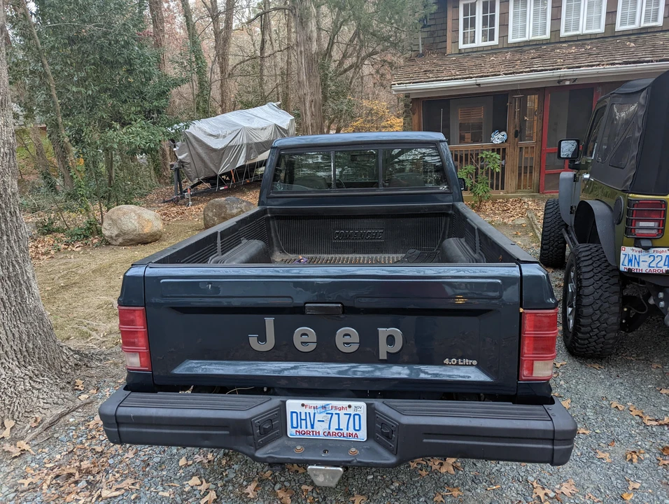 1990 Jeep Comanche - Image 15 of 31