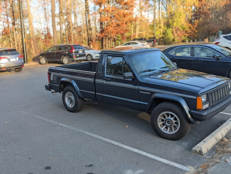 1990 Jeep Comanche - Image 22 of 31
