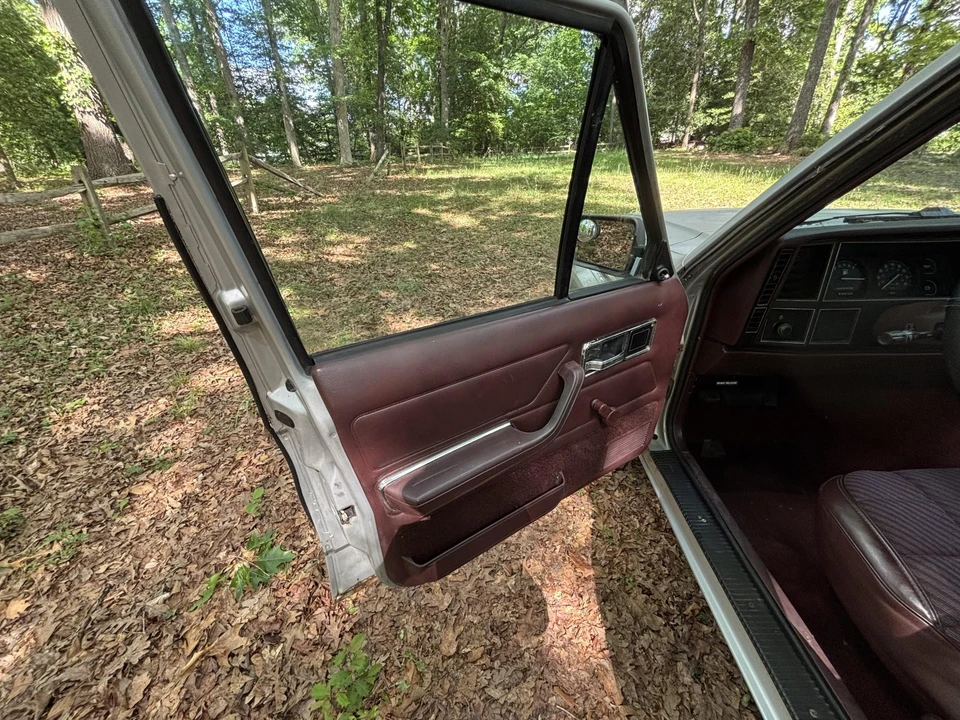 1990 Jeep Comanche - Image 31 of 31