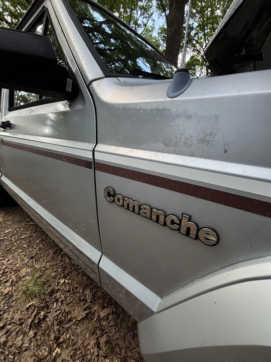 1990 Jeep Comanche - Image 27 of 31