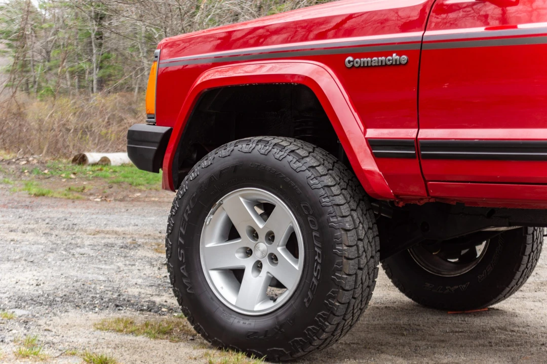 1990 Jeep Comanche - Image 19 of 31
