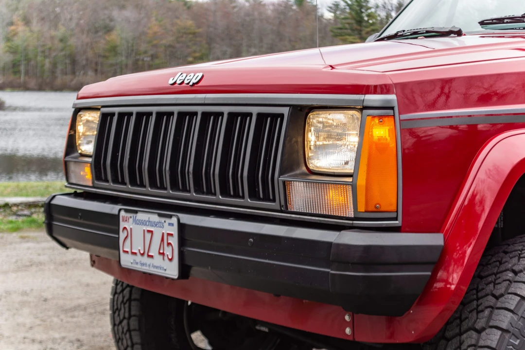 1990 Jeep Comanche - Image 12 of 31