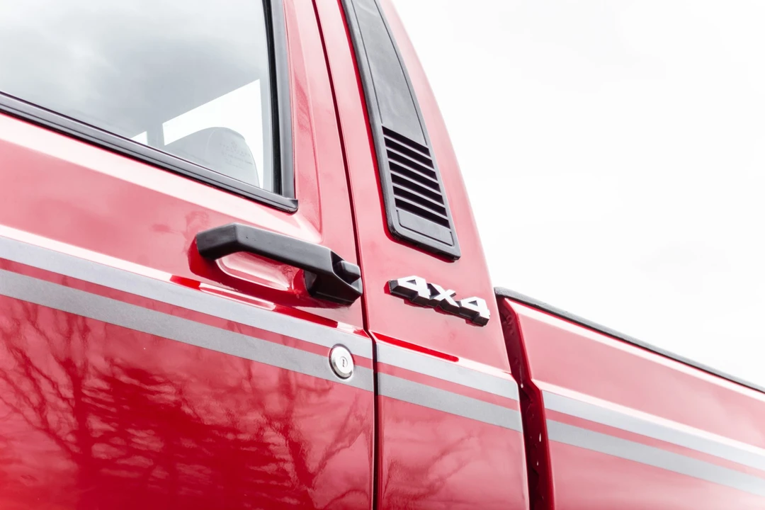 1990 Jeep Comanche - Image 20 of 31