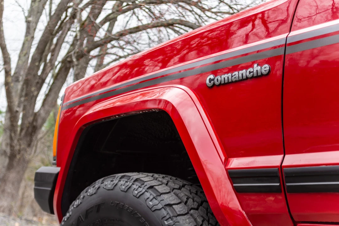 1990 Jeep Comanche - Image 18 of 31