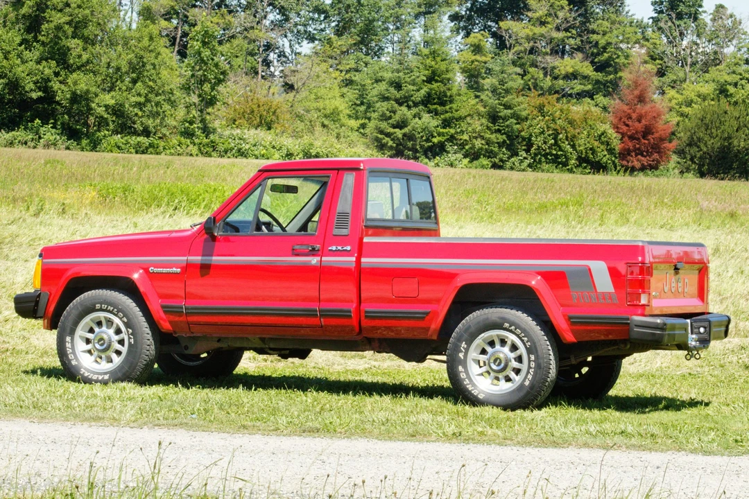 1990 Jeep Comanche - Image 19 of 31