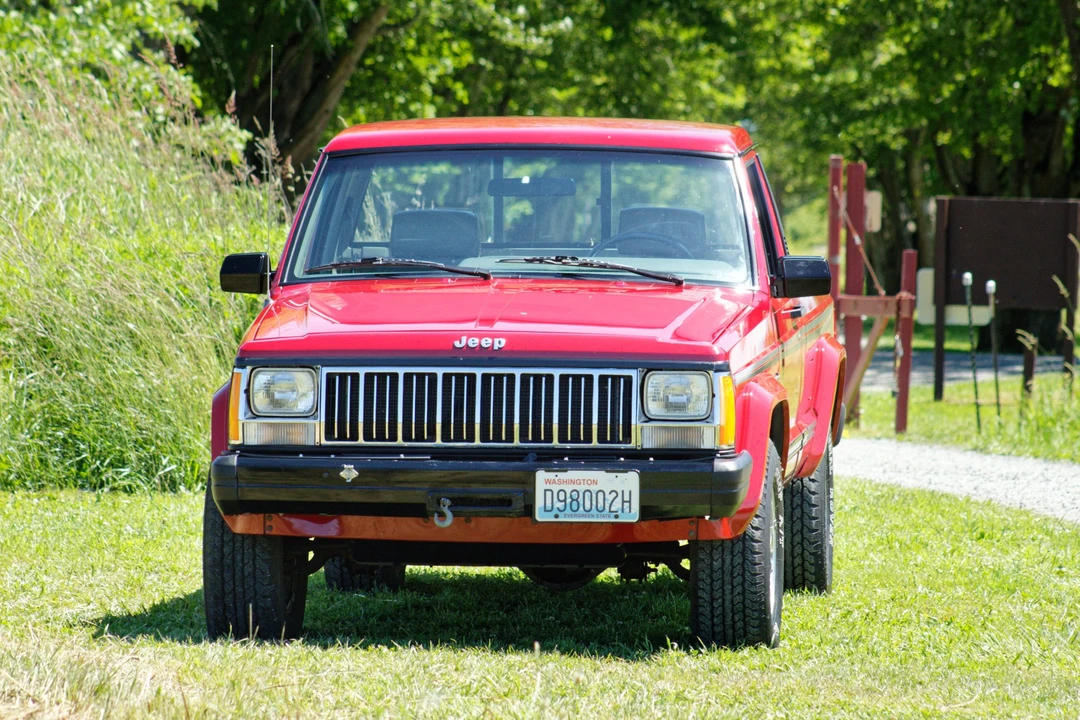 1990 Jeep Comanche - Image 10 of 31