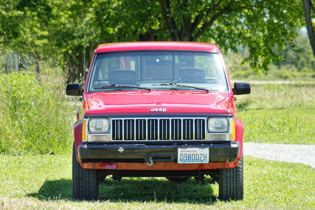 1990 Jeep Comanche - Image 8 of 31