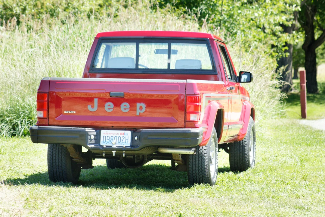 1990 Jeep Comanche - Image 22 of 31