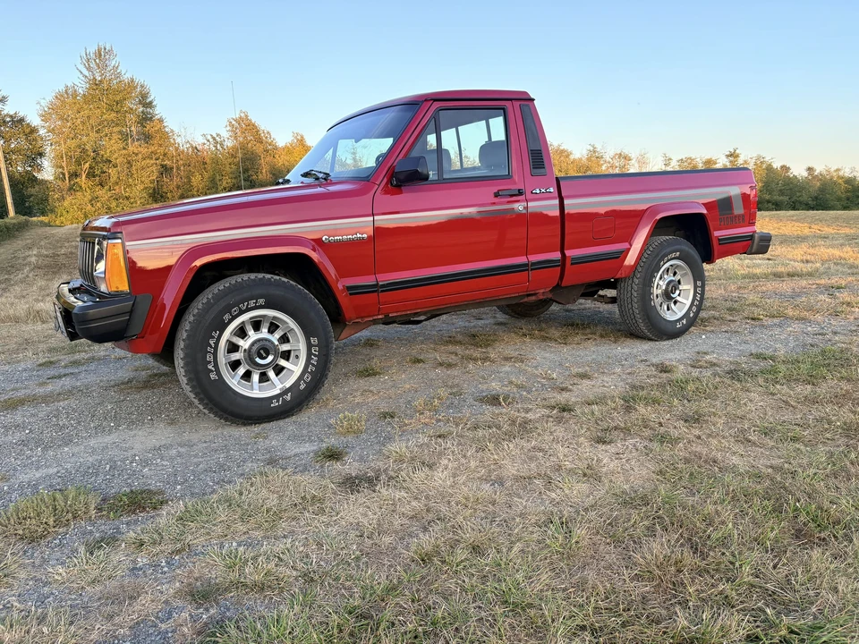 1990 Jeep Comanche - Image 28 of 31