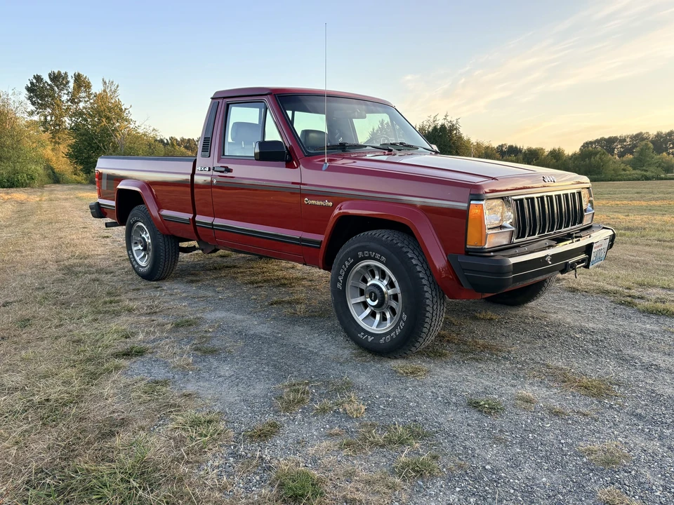 1990 Jeep Comanche - Image 8 of 31