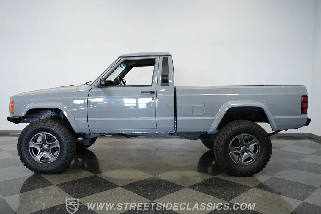 1990 Jeep Comanche - Image 8 of 12