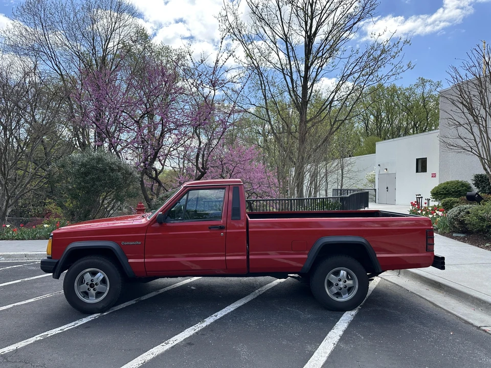 1990 Jeep Comanche - Image 10 of 31